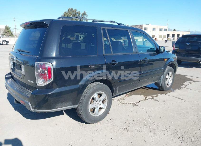 Photo 4 of 2007 Honda Pilot EX-L (VIN 5FNYF185X7B016807)
