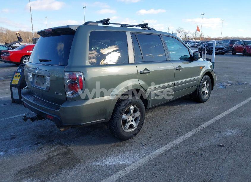 Photo 4 of 2008 Honda Pilot EX-L (VIN 5FNYF185X8B024696)