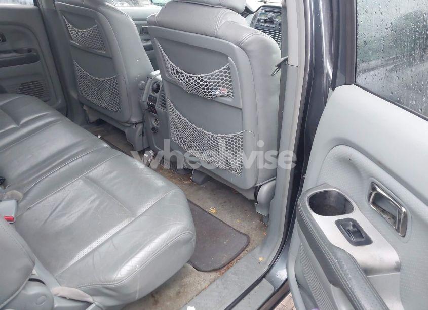Photo 8 of 2004 Honda Pilot EX-L (VIN 5FNYF18604B005657)