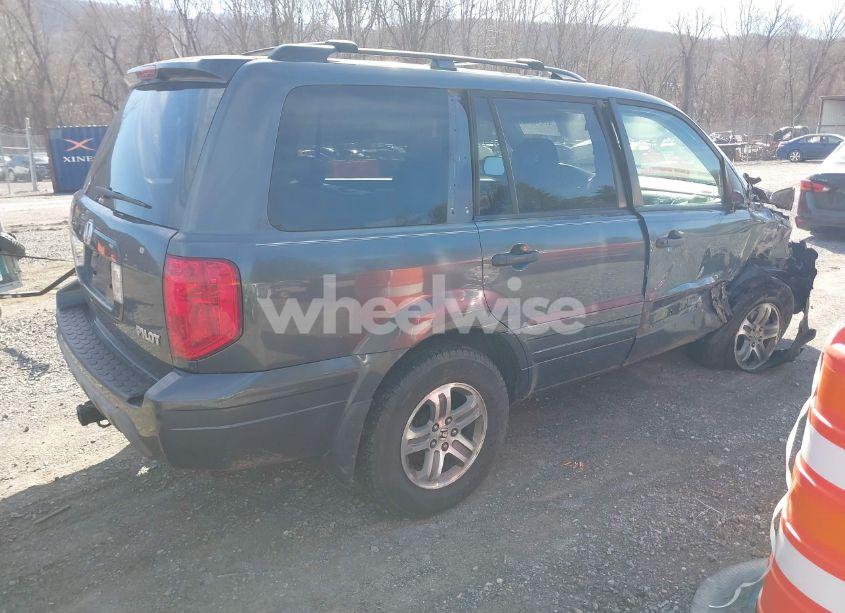 Photo 4 of 2005 Honda Pilot EX-L (VIN 5FNYF18605B055105)