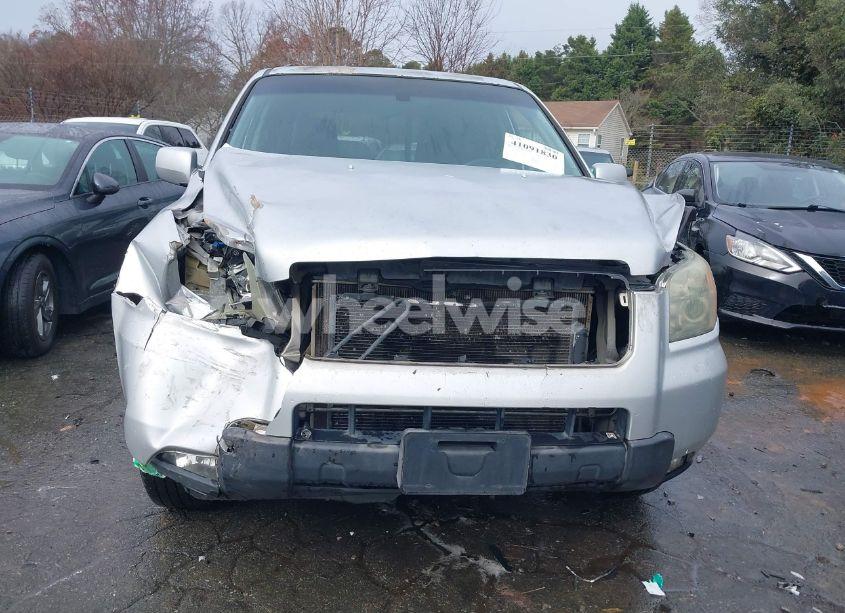 Photo 6 of 2006 Honda Pilot EX-L (VIN 5FNYF18606B005757)