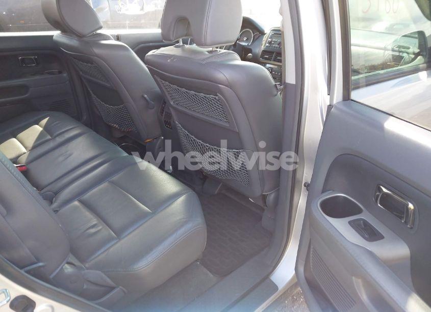 Photo 8 of 2006 Honda Pilot EX-L (VIN 5FNYF18606B013776)