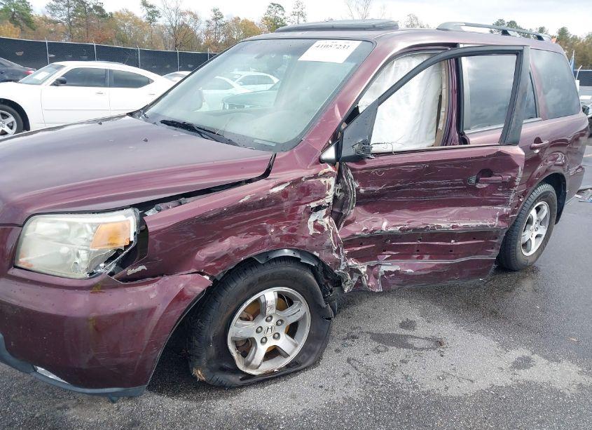 Photo 6 of 2007 Honda Pilot EX-L (VIN 5FNYF18607B002228)