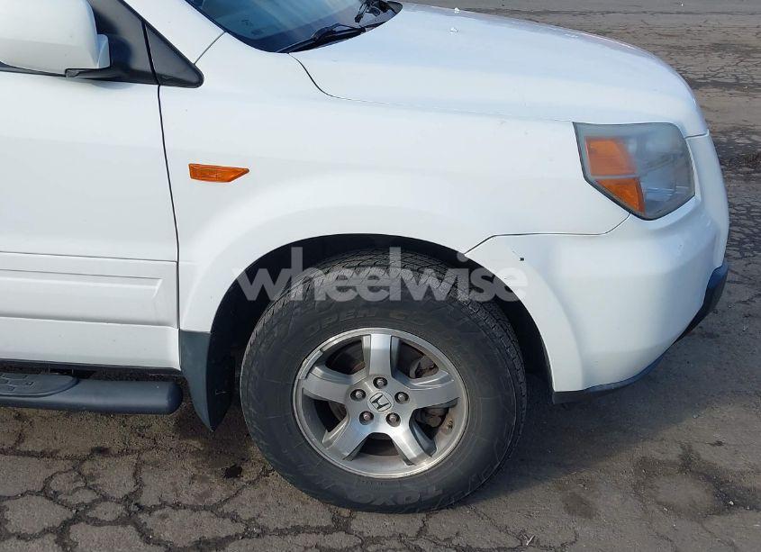 Photo 17 of 2007 Honda Pilot EX-L (VIN 5FNYF18607B024505)