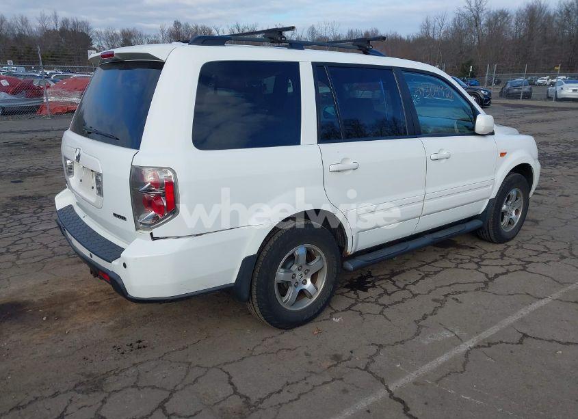 Photo 4 of 2007 Honda Pilot EX-L (VIN 5FNYF18607B024505)
