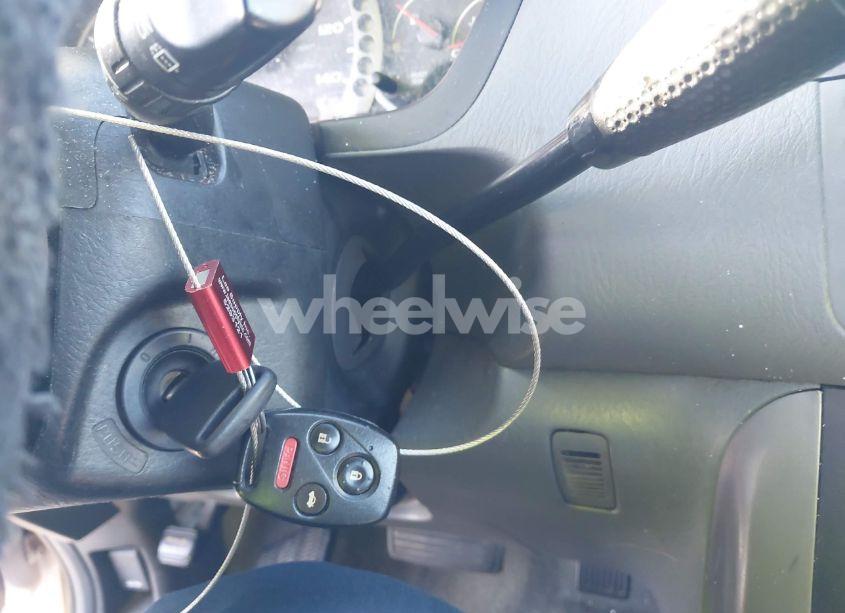 Photo 11 of 2005 Honda Pilot EX-L (VIN 5FNYF18615B001814)