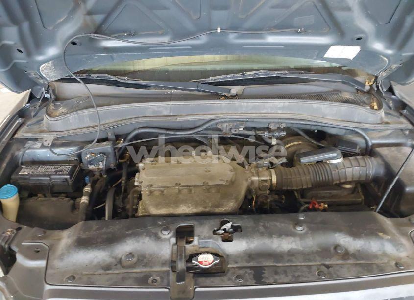 Photo 10 of 2005 Honda Pilot EX-L (VIN 5FNYF18615B014949)