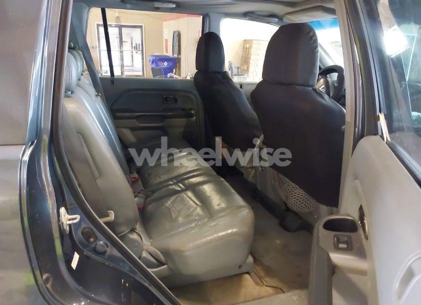 Photo 8 of 2005 Honda Pilot EX-L (VIN 5FNYF18615B014949)