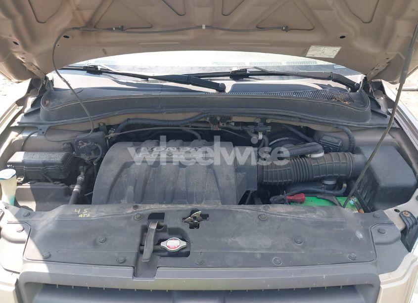 Photo 10 of 2005 Honda Pilot EX-L (VIN 5FNYF18615B032254)