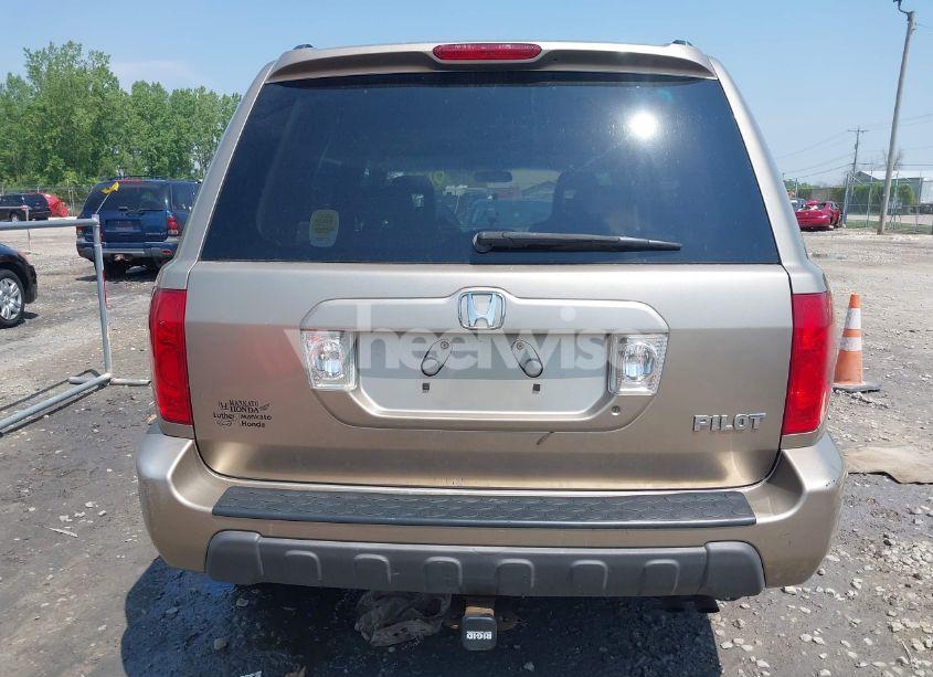 Photo 16 of 2005 Honda Pilot EX-L (VIN 5FNYF18615B032254)