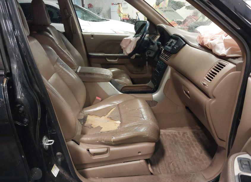 Photo 5 of 2005 Honda Pilot EX-L (VIN 5FNYF18625B040394)