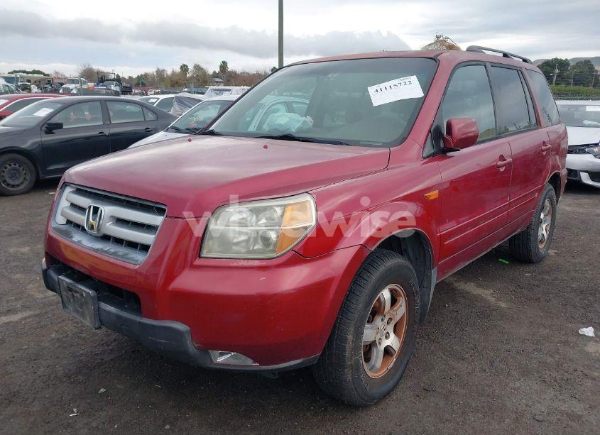 Photo 2 of 2006 Honda Pilot EX-L (VIN 5FNYF18626B022642)