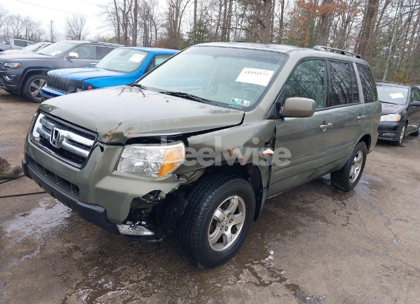 Photo 2 of 2008 Honda Pilot EX-L (VIN 5FNYF18628B000417)