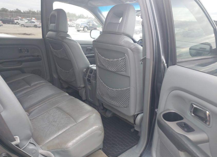 Photo 8 of 2004 Honda Pilot EX-L (VIN 5FNYF18634B007113)