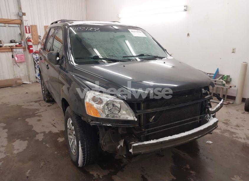 2005 Honda Pilot EX-L (VIN 5FNYF18635B052506) main photo