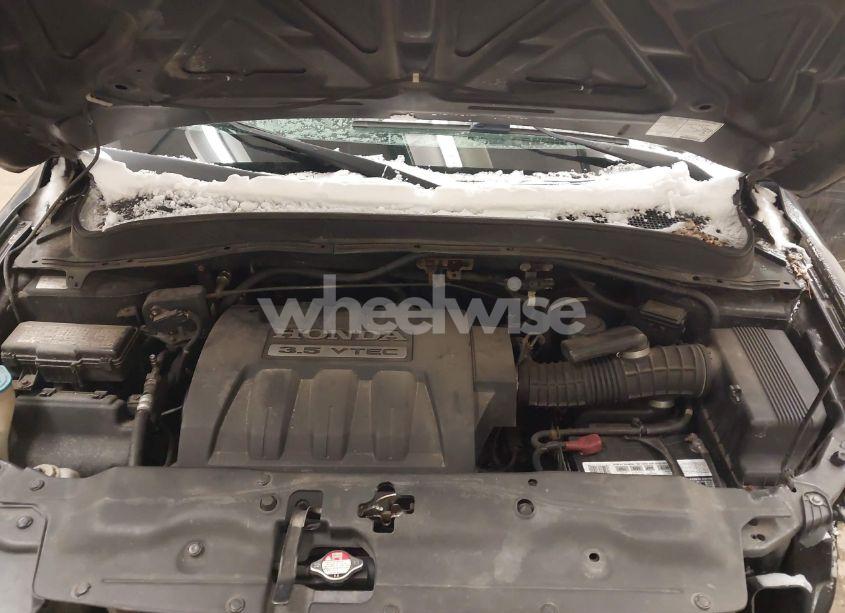 Photo 10 of 2005 Honda Pilot EX-L (VIN 5FNYF18635B052506)