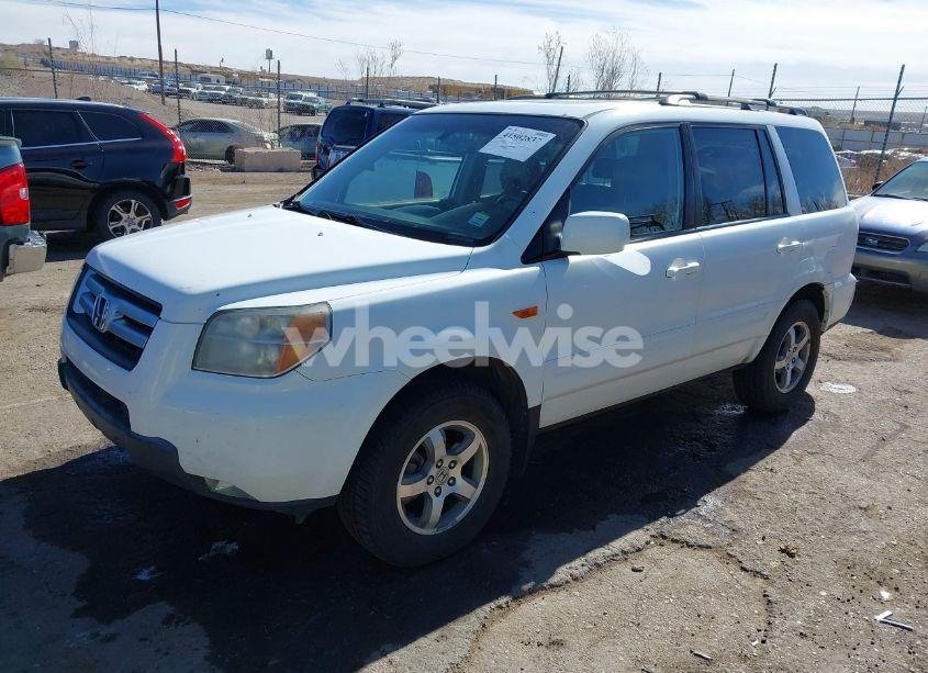 Photo 2 of 2008 Honda Pilot EX-L (VIN 5FNYF18638B035645)
