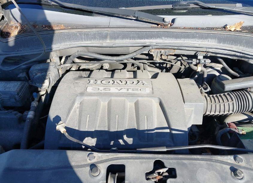 Photo 10 of 2005 Honda Pilot EX-L (VIN 5FNYF18655B015893)