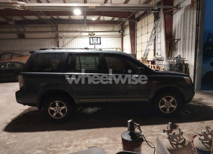 Photo 13 of 2006 Honda Pilot EX-L (VIN 5FNYF18656B020593)