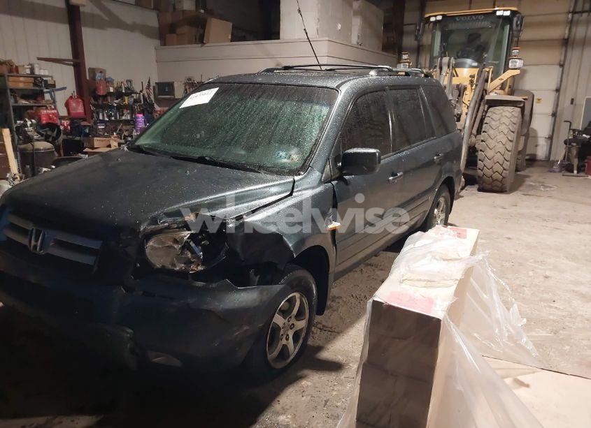 Photo 2 of 2006 Honda Pilot EX-L (VIN 5FNYF18656B020593)