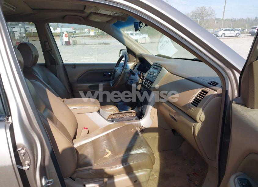 Photo 5 of 2007 Honda Pilot EX-L (VIN 5FNYF18657B013919)