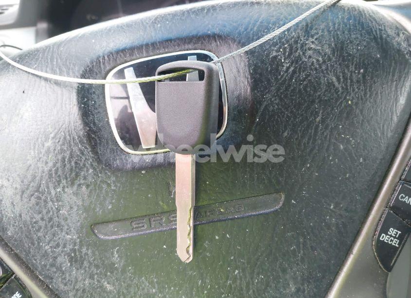 Photo 11 of 2004 Honda Pilot EX-L (VIN 5FNYF18664B011527)