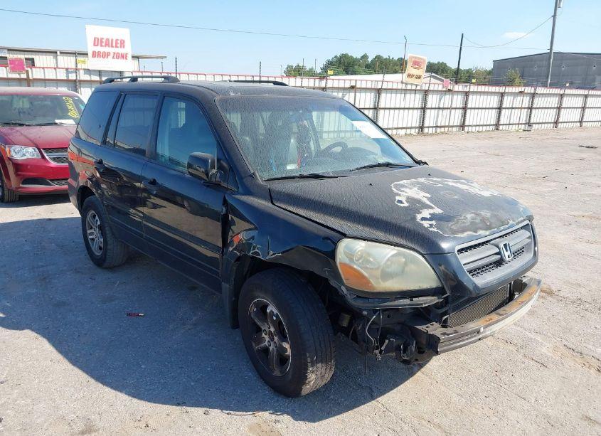 2005 Honda Pilot EX-L (VIN 5FNYF18665B058638) main photo
