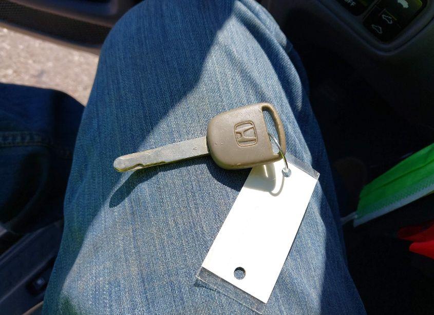 Photo 11 of 2005 Honda Pilot EX-L (VIN 5FNYF18665B058638)