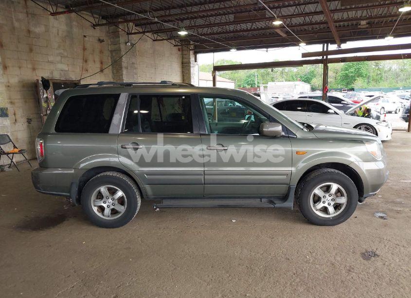 Photo 13 of 2008 Honda Pilot EX-L (VIN 5FNYF18668B024669)