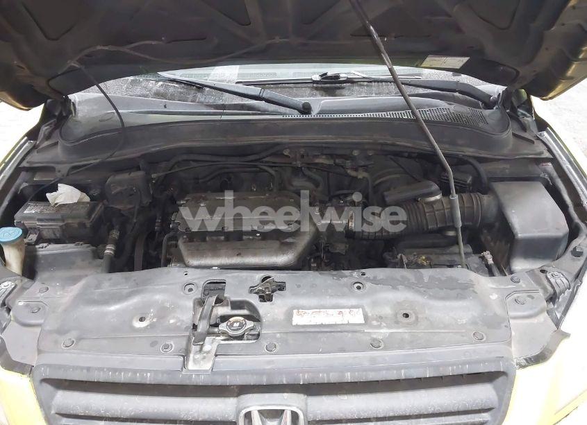 Photo 10 of 2005 Honda Pilot EX-L (VIN 5FNYF18675B005785)