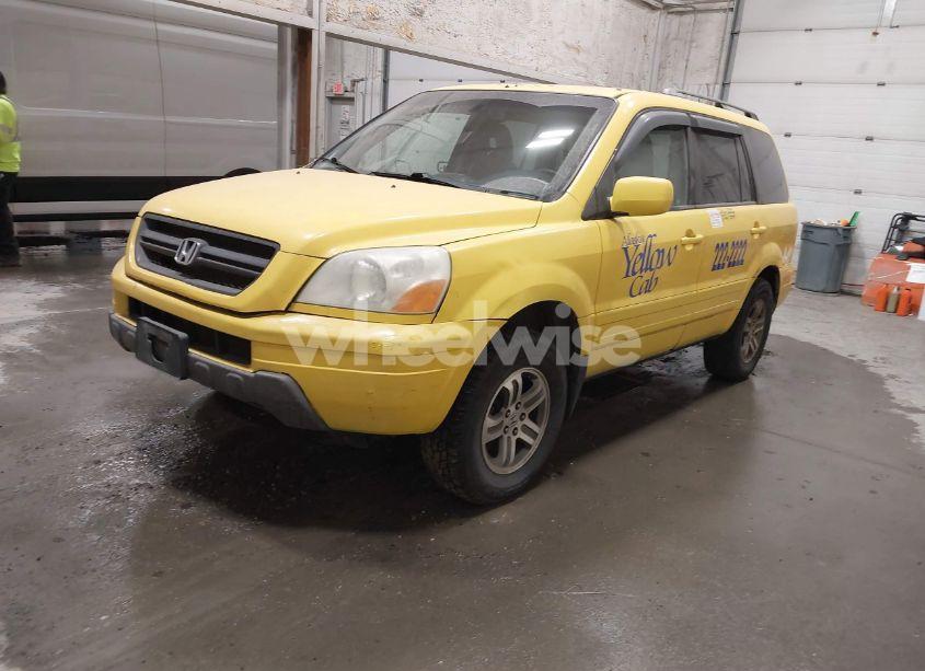 Photo 2 of 2005 Honda Pilot EX-L (VIN 5FNYF18675B005785)