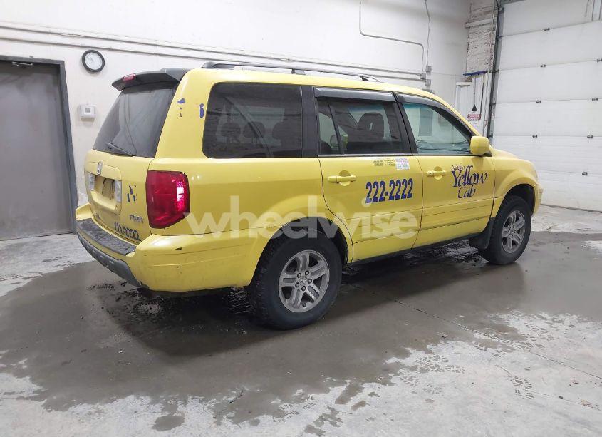 Photo 4 of 2005 Honda Pilot EX-L (VIN 5FNYF18675B005785)