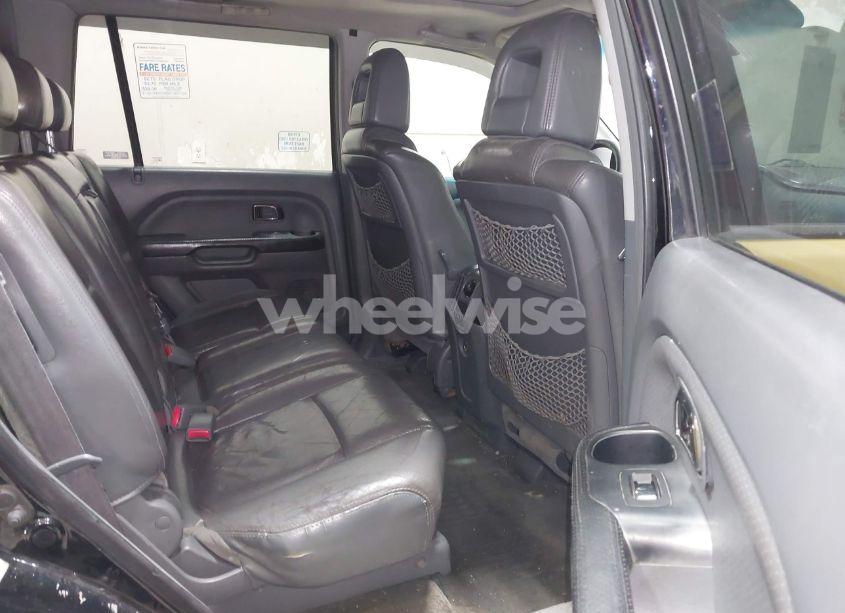 Photo 8 of 2005 Honda Pilot EX-L (VIN 5FNYF18675B005785)