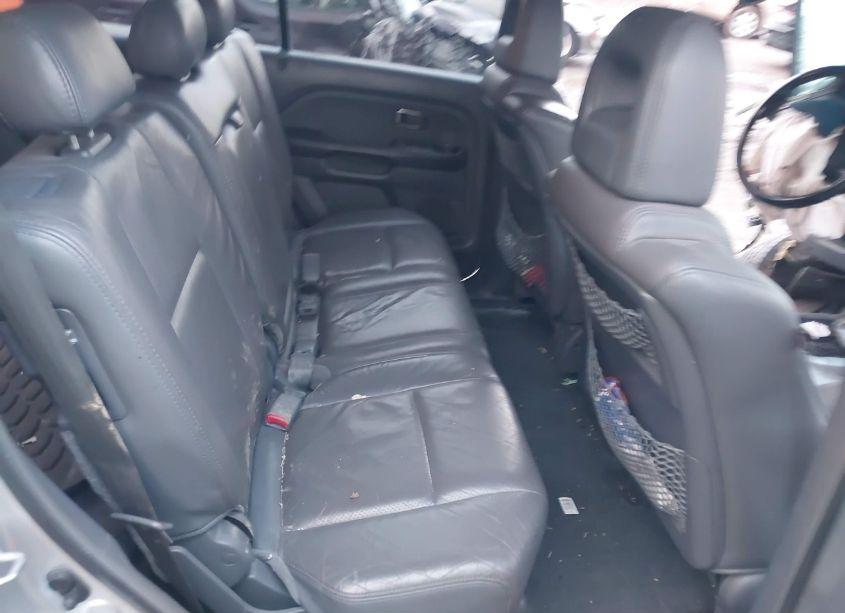 Photo 8 of 2005 Honda Pilot EX-L (VIN 5FNYF18675B066411)