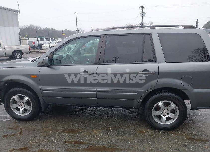 Photo 14 of 2007 Honda Pilot EX-L (VIN 5FNYF18677B033086)