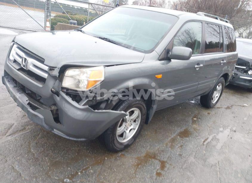 Photo 2 of 2007 Honda Pilot EX-L (VIN 5FNYF18677B033086)