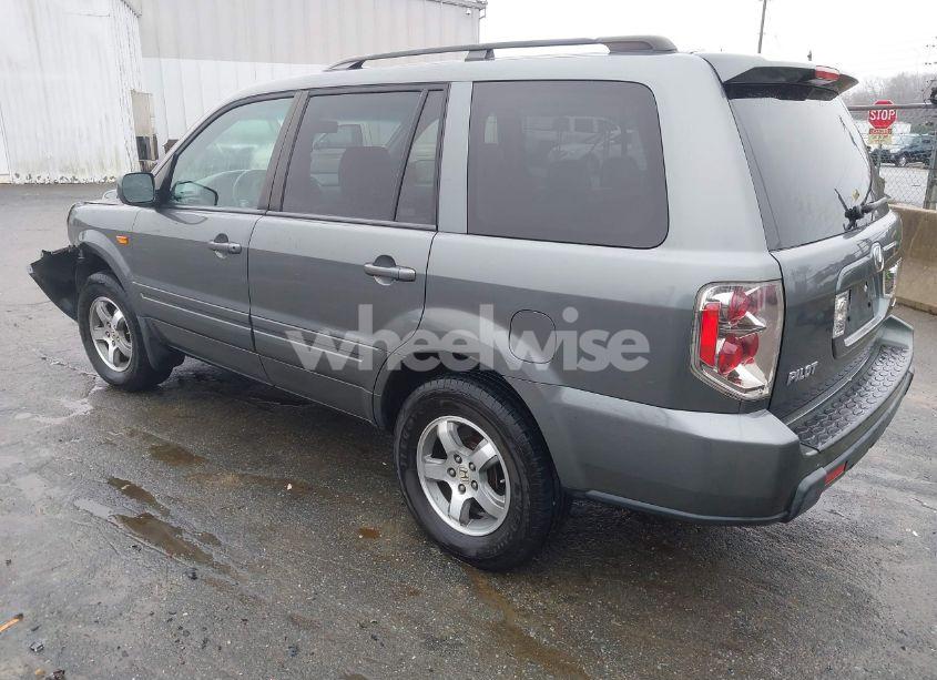 Photo 3 of 2007 Honda Pilot EX-L (VIN 5FNYF18677B033086)