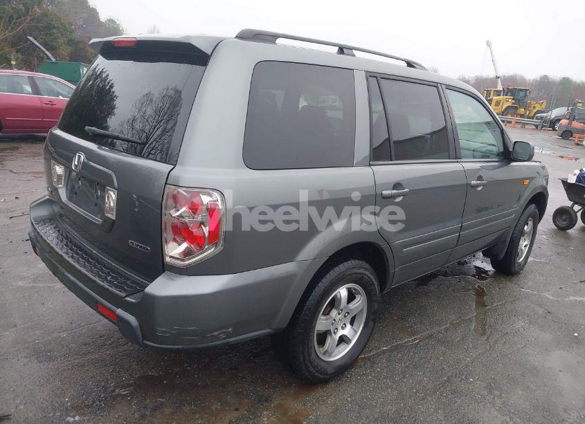 Photo 4 of 2007 Honda Pilot EX-L (VIN 5FNYF18677B033086)
