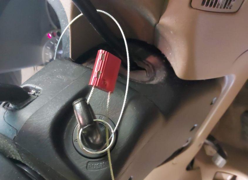 Photo 11 of 2005 Honda Pilot EX-L (VIN 5FNYF18685B007075)