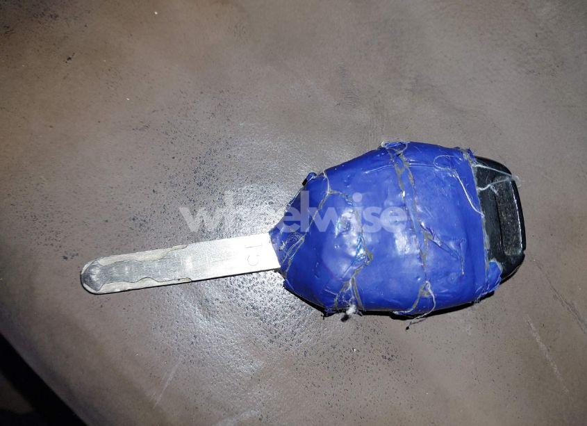 Photo 11 of 2005 Honda Pilot EX-L (VIN 5FNYF18685B025219)