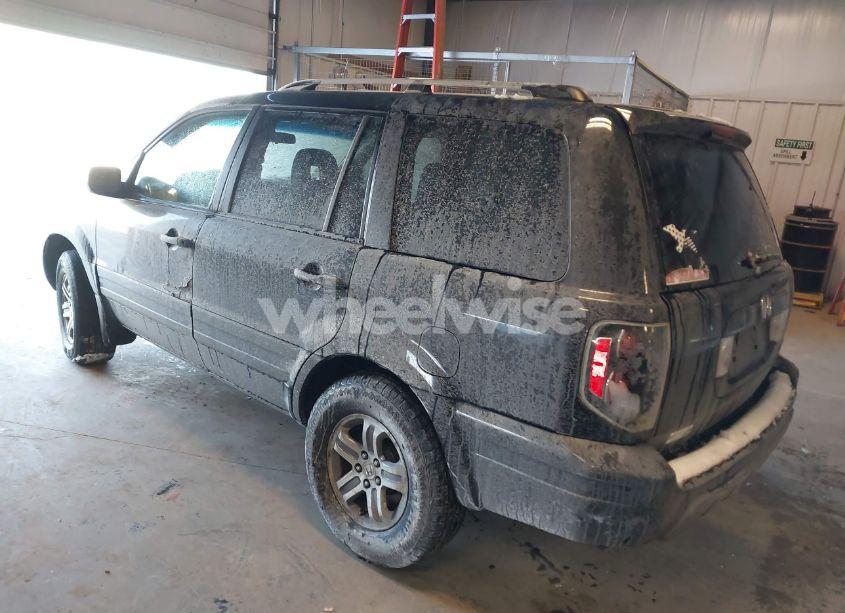 Photo 3 of 2005 Honda Pilot EX-L (VIN 5FNYF18685B025219)