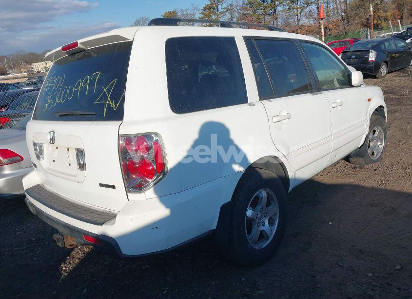 Photo 4 of 2006 Honda Pilot EX-L (VIN 5FNYF18686B010429)
