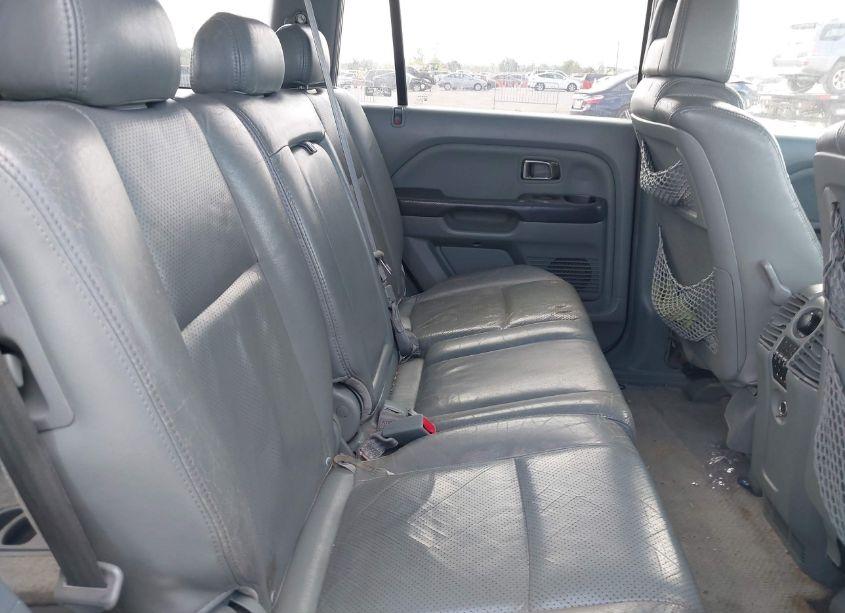 Photo 8 of 2005 Honda Pilot EX-L (VIN 5FNYF18695B064515)