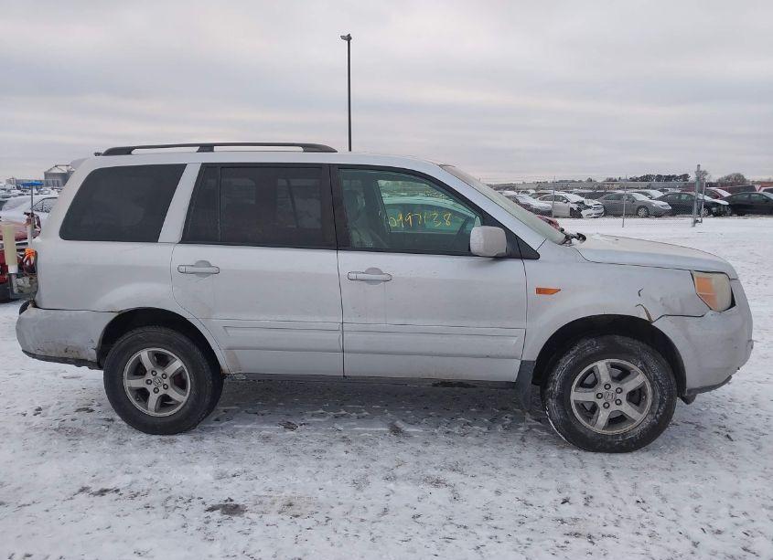 Photo 14 of 2006 Honda Pilot EX-L (VIN 5FNYF18696B014134)