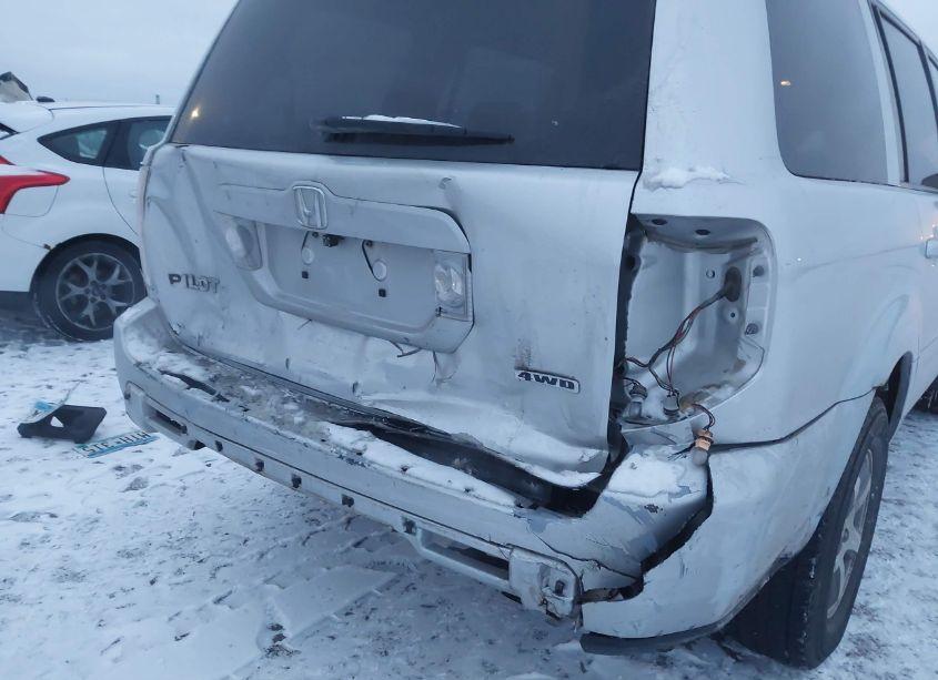 Photo 6 of 2006 Honda Pilot EX-L (VIN 5FNYF18696B014134)