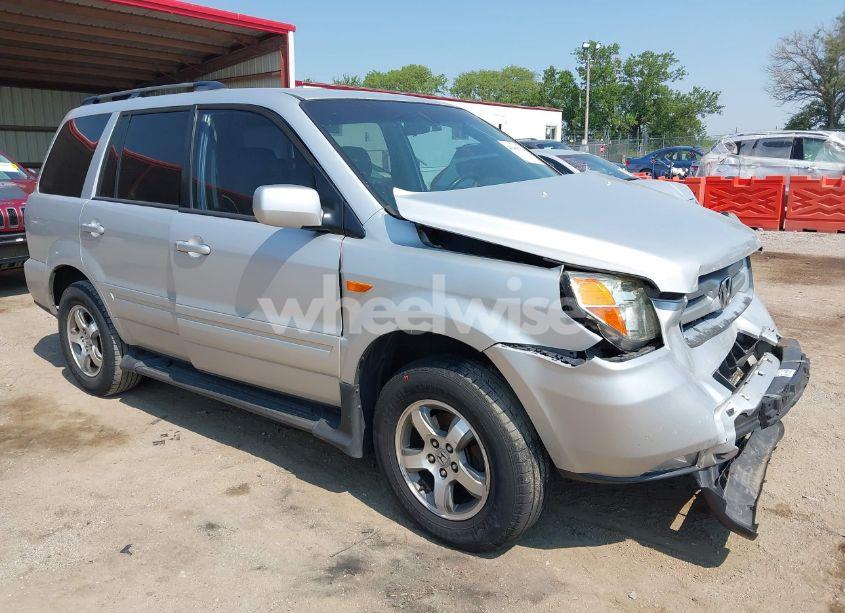2006 Honda Pilot EX-L (VIN 5FNYF18696B020807) main photo