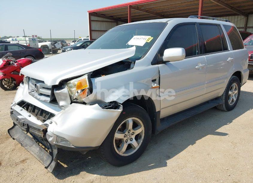 Photo 2 of 2006 Honda Pilot EX-L (VIN 5FNYF18696B020807)