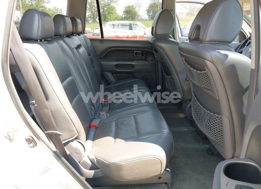 Photo 8 of 2006 Honda Pilot EX-L (VIN 5FNYF18696B020807)