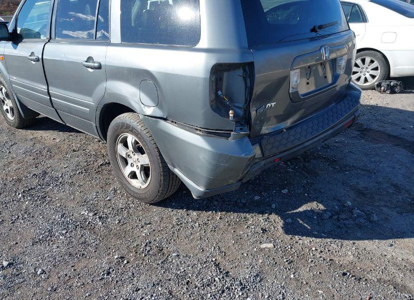 Photo 6 of 2007 Honda Pilot EX-L (VIN 5FNYF18697B013499)