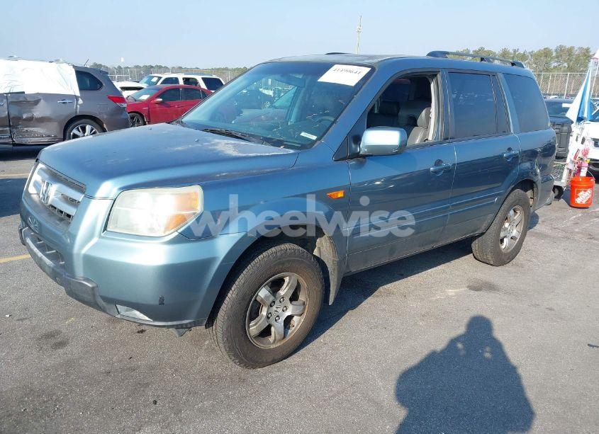 Photo 2 of 2006 Honda Pilot EX-L (VIN 5FNYF18706B013155)